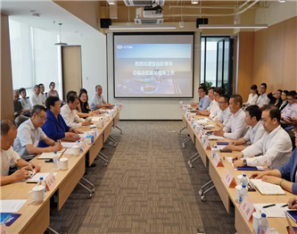 汪泓一行到中船邮轮调研指导工作