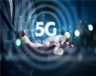 浦东新区5G技术企业代表团一行来访中船邮轮